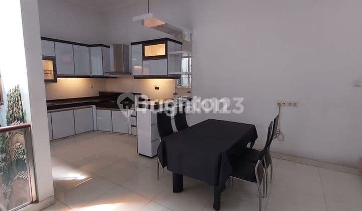 Rumah Mewah Sunrise Garden