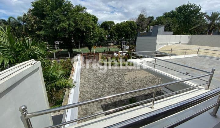 Rumah Minimalis 2 Lantai Kemanggisan