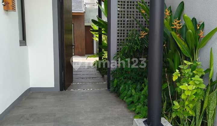 FOR RENT VILLA NEW 3BR LOKASI BEST PREMIUM ONE GATE DI SANUR