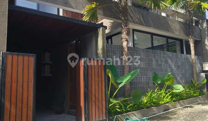 FOR RENT COMFORTABLE AND PEACEFUL SEMI-VILLA 2BR AREA NEAR SANUR