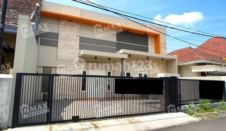 Rumah Minimalis Modern di Widodaren Malang