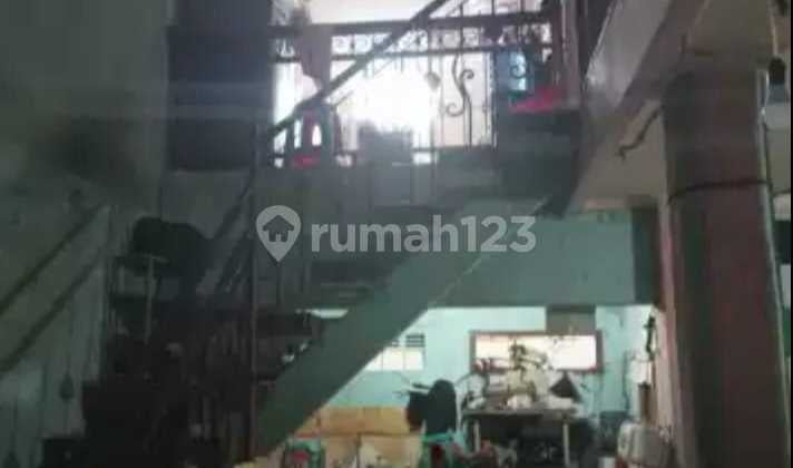 Dijual Rumah 3 Lantai Aksss 1 Mobil Di Kurdi