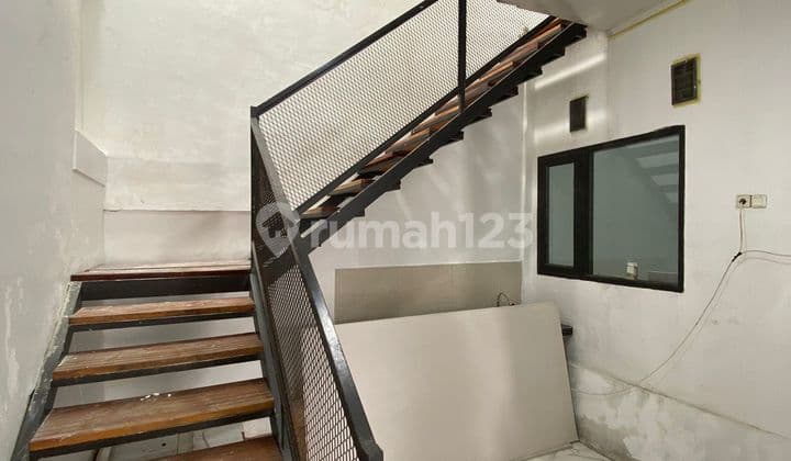 Dijual Rumah 2 Lantai di Depok Kota Full Furnish