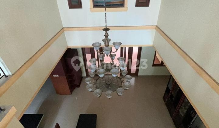 Dijual Rumah 3 Lantai di Sayap Pasteur Full Furnish Dekat Fakultas Maranatha dan Tol Pasteur