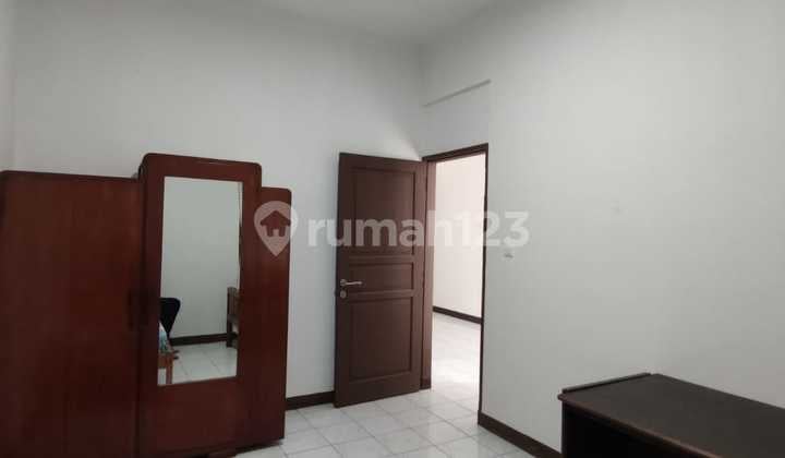 Rumah di Margacinta Buahbaemi Furnish Dekat Sekolah dan Pasar