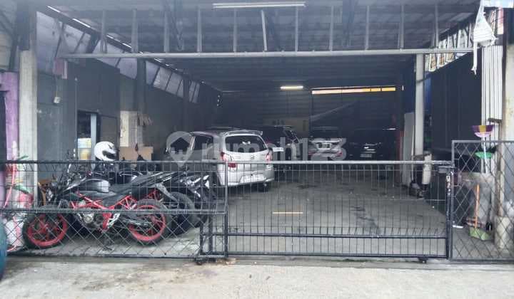 Dijual Rumah Di Pusat Kota Bandung Carport Luas 6 Mobil Di Sayap Gatot Subroto