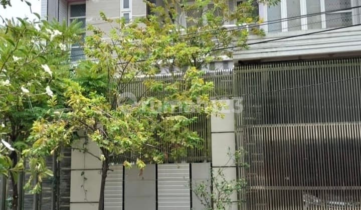 Dijual Rumah Simpang Darmo Permai Selatan Belakang Papaya
