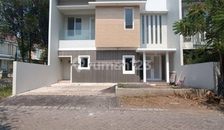 Disewakan Rumah Siap Huni Alam Hijau 2 Lantai