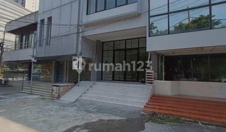 Disewakan Ruko Nol Jalan Mayjend Sungkono Ruko Darmo Park 2