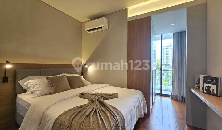 Baru Dan Siap Huni! Apartemen Rosebay Graha Famili Full Furnished