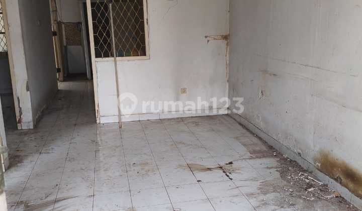 Rumah Di Area Luxury Di Kota Wisata Nyaman Dan Asri