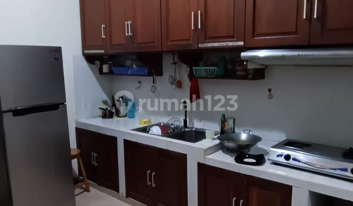 Dijual Rumah Kos Kost 6 Kamar Passive Income Full Occupancy Bumi Mas Raya, Cikokol, Tangerang