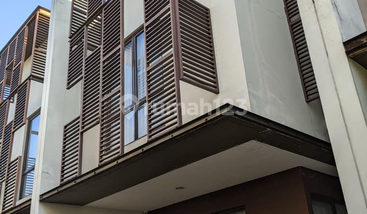 Dijual Rumah Full Furnished Cluster Whelford Greenwich Park Bsd City