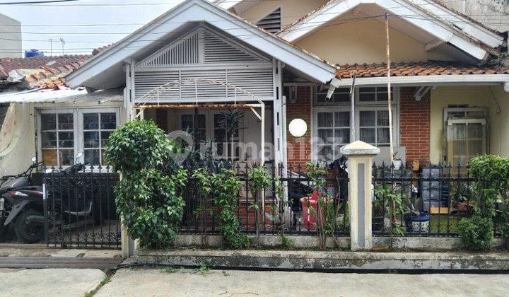 DIJUAL Rumah Lama HITUNG TANAH di Antapani dkt Puri Dago Bandung