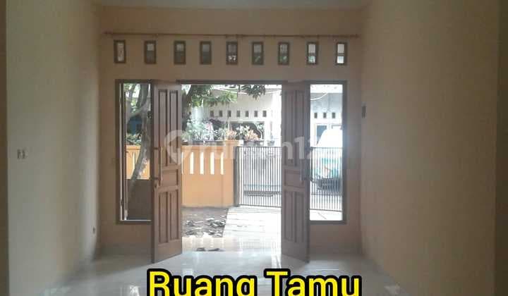 Rumah Asri Bebas Banjir di Pondok Aren, Tangerang Selatan