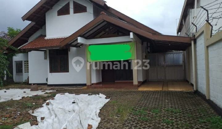 Rumah Siap Huni 1 Lantai Lokasi Strategis di Tanah Kusir - Jakarta Selatan