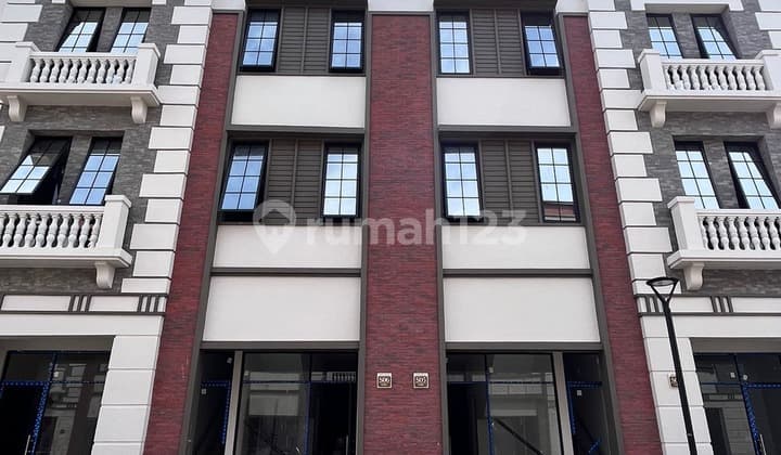 Disewakan Ruko Osaka PIK 2 Unfurnished 3 Lantai Ukuran 4,5x15