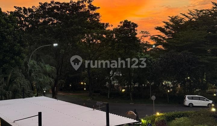 Disewakan Rumah Besar di Residence One Samping Sekolah Binus