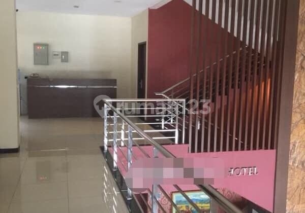Hotel 3 Lantai Dengan Fasilitas Lengkap Dan Lingkungan Yang Sejuk Di Bandung Utara