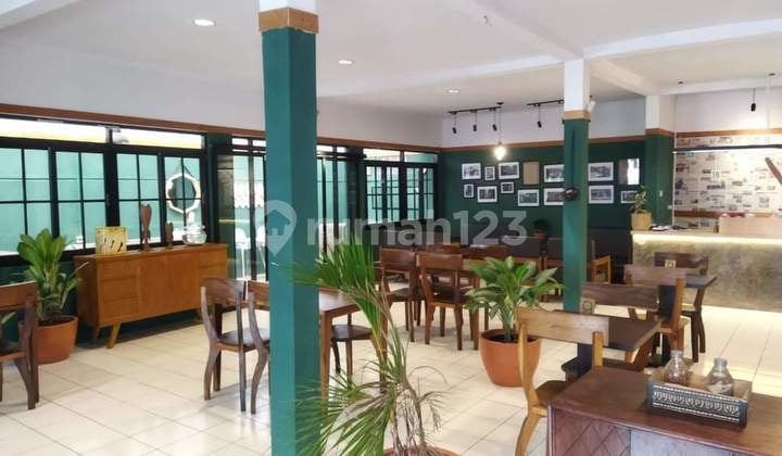 Ruang Usaha Bagus Dan Luas Dengan Lokasi Strategis Di Kawasan Pelajar Pejuang