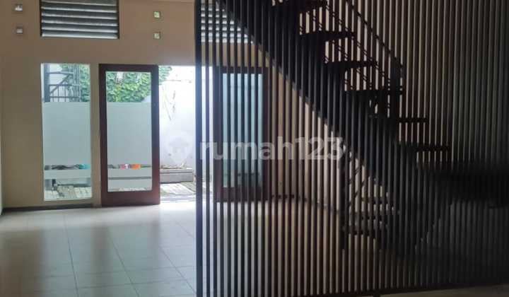 Rumah Nyaman Dengan Lingkungan Sejuk Dan Adem Di Kawasan Lengkong