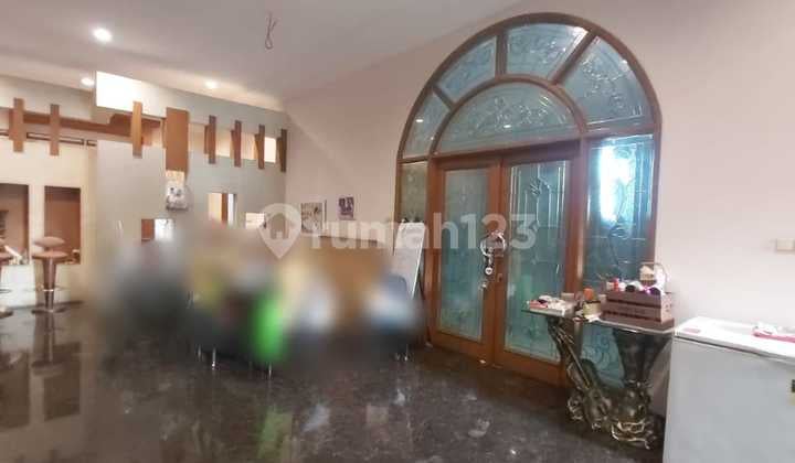 Jual Rumah Mewah Bagus Pusat Kota di Kolibri Kawasan Bandung Tengah