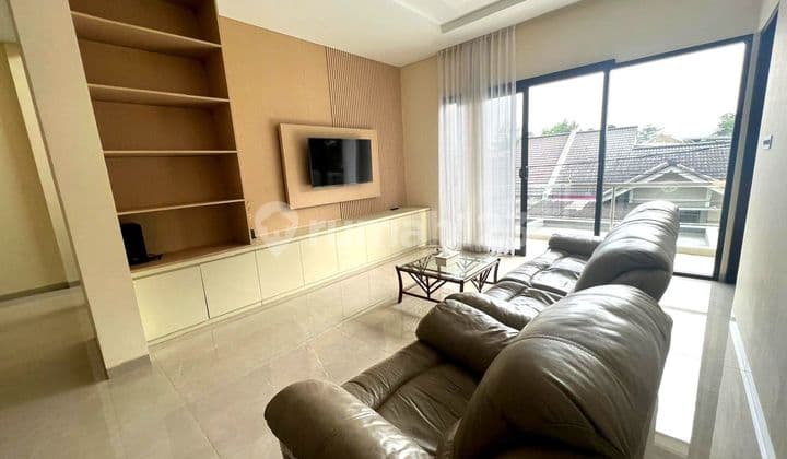 Rumah Baru Mewah dan Aethestic dengan Design Kaca,Kembar Mas