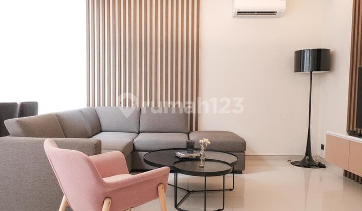 Rumah Nyaman Dengan Interior Yang Bagus Dan Lengkap Serta Lingkungan Sejuk Di Kawasan Bandung Selatan