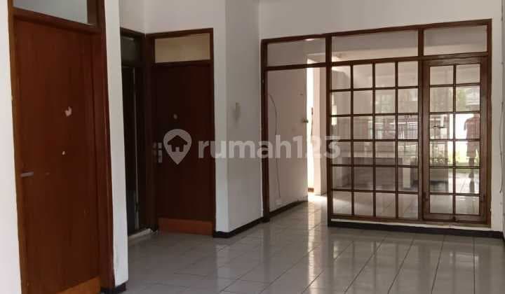 Rumah Bagus Dengan Lingkungan Asri & Sejuk Di Kawasan Batununggal