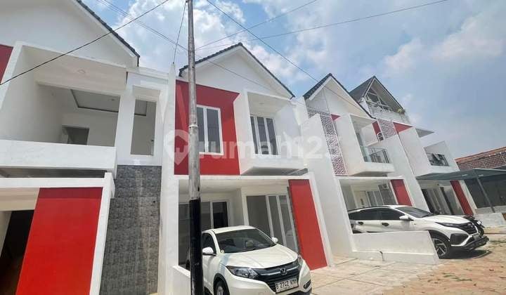 Rumah Asri 2 Lantai Bebas Banjir Lokasinya Strategis