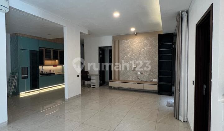 Dijual Rumah Bagus, Lingkungan Asri, Siap Huni, Di Mozia, Amata Bsd City