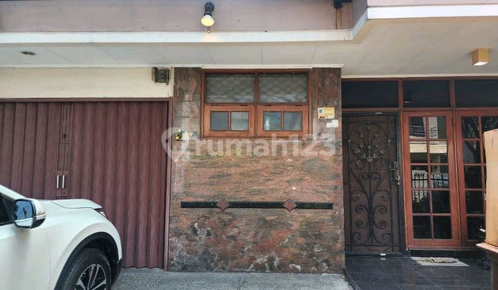 Disewakan Rumah 2 Lantai