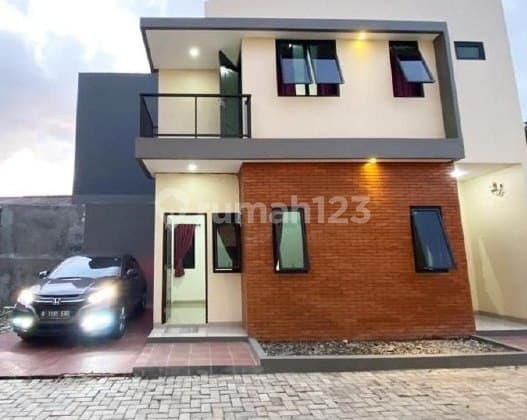 Rumah Baru Siap Huni Tengah Kota Dekat Kampus Tol Beji Depok