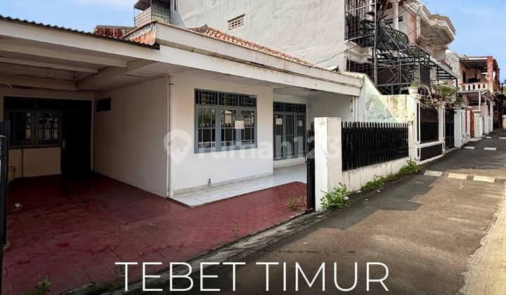 Termurah !! di Jual Rumah Hitung Tanah Cuma 17 Juta - An / M2 di Tebett, Lokasi Strategis, Akses 1 Mobil, Nego!