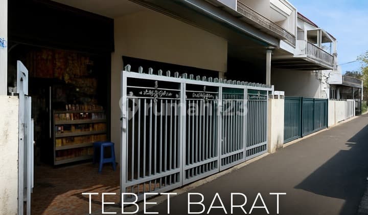 TERMURAH!! DI JUAL RUMAH SIAP HUNI CUMA 2 M AN DI TEBET BARAT, AKSES JLN 1 MOBIL, LOKASI STRATEGIS, NEGO !