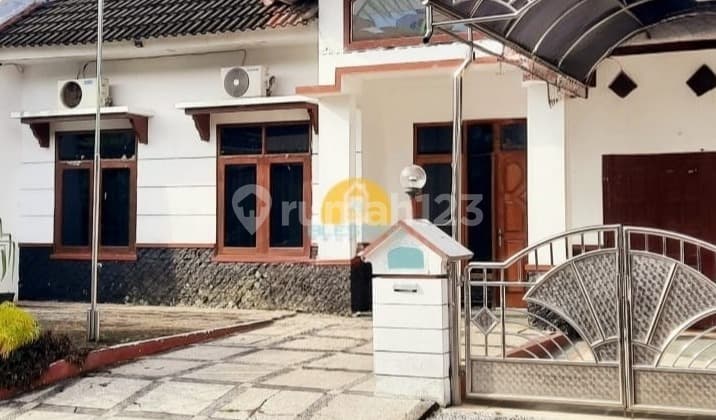 Rumah Cluster Eksklusif Siap Huni di Graha Estetika Tembalang