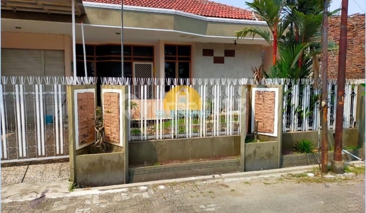Rumah Strategis Siap Pakai di Kalimas Tanah Mas