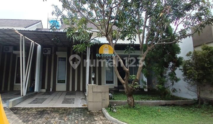 Rumah Strategis Siap Pakai di Cluster Rafflesia Graha Padma