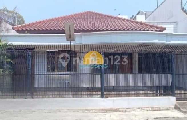 Rumah Luas Stratgis Cocok Untuk Investasi di Jalan Seroja