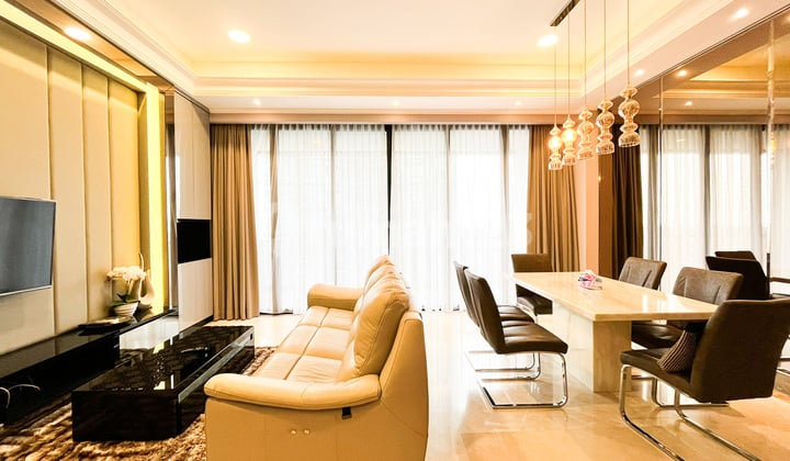For Sale District 8 Senopati 2 Bedrooms Middle Floor