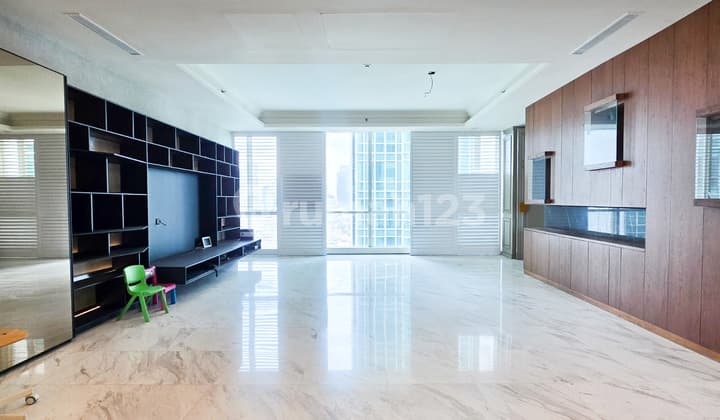 For Sale The Peak Sudirman 3 Bedroom Middle Floor
