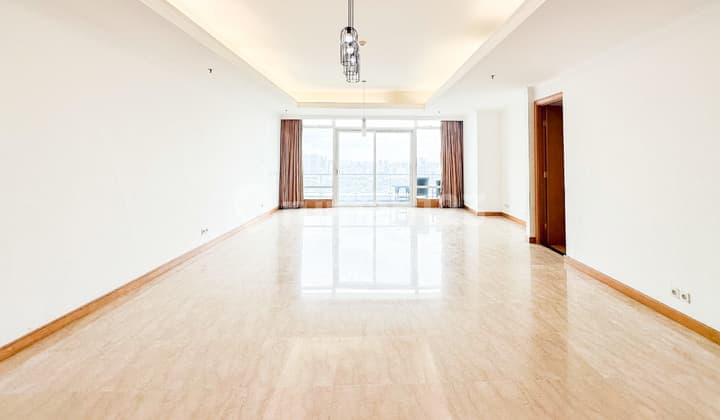 For Sale Kempinski Residence 3 Bedrooms High Floor