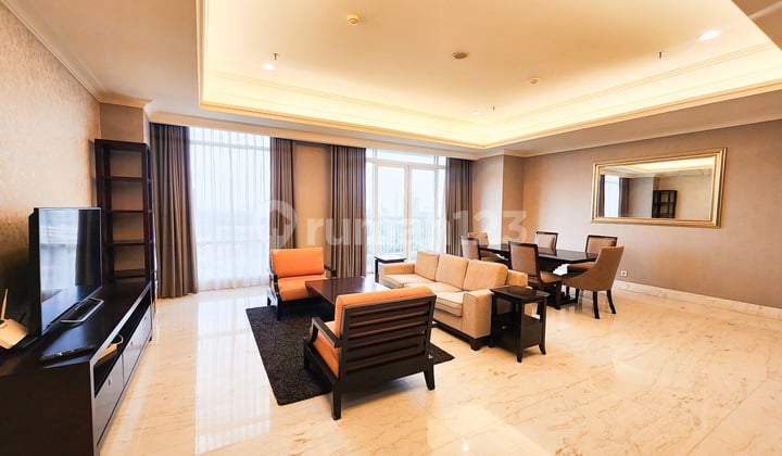 For Rent Botanica 3 Bedroom Middle Floor