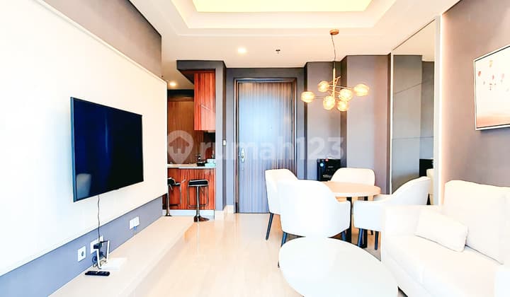 For Sale South Hills 2 Bedroom High Floor