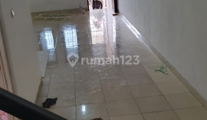 Disewakan Rumah 3 Lantai Dekat Roxy Mas Jakarta Pusat