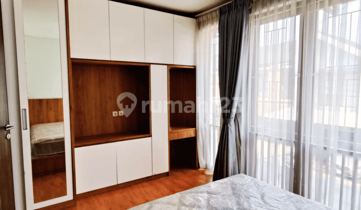 Disewakan Rumah Full Furnished Siap Huni 2 LT Dikawasan Transmar Buah Batu