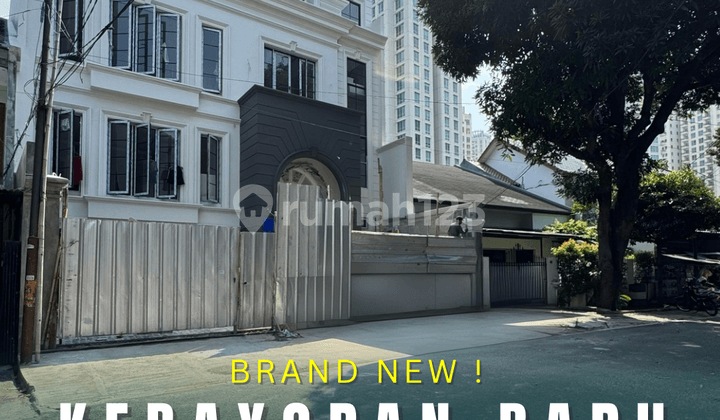 Brand New Rumah Komplek Jalan Kerinci Kebayoran Baru