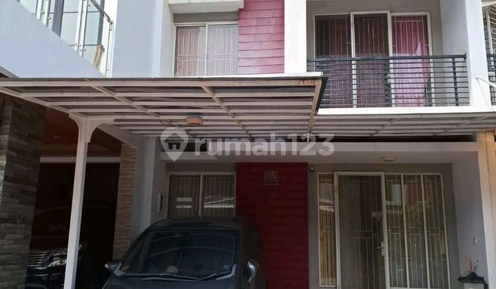 Golf Lake Residence Renovasi 2.5lt 6x15 Rapi Siap Huni