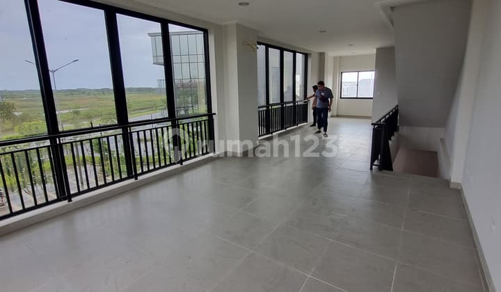 Disewakan Ruko Mega Kuningan Pik2 3 Lantai View Sungai