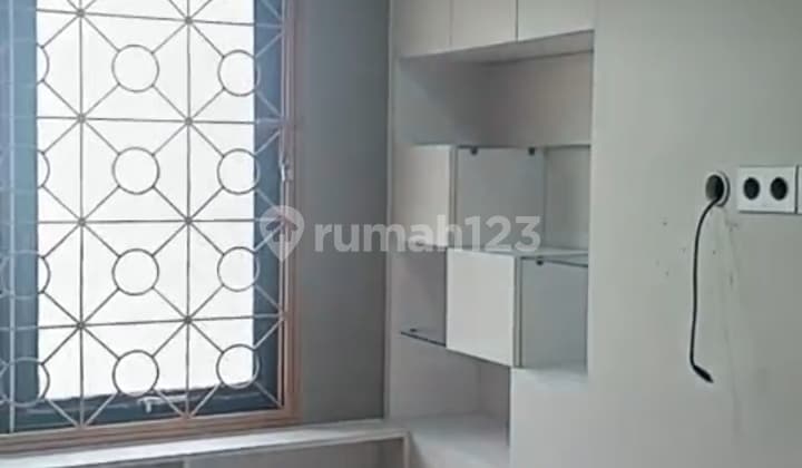Jual Cepat,Murah,Bagus,Br Renovasi 2Kt di Metro Sunter Jakut